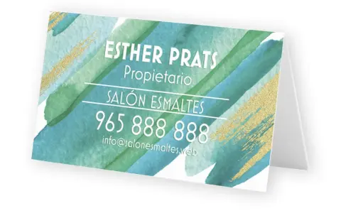 Tarjeta de visita de Salón Esmaltes, con diseño acuarela verde y dorado. Incluye nombre, teléfono y email.