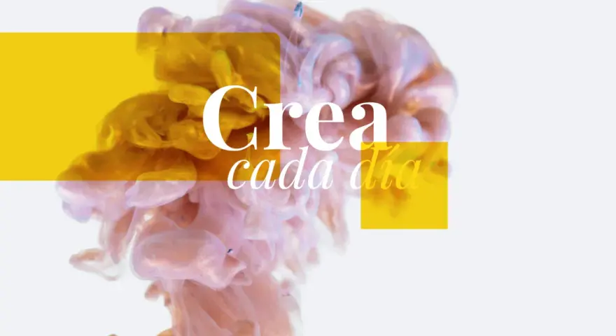 Nubes de tinta dorada y rosa se mezclan, con el texto "Crea cada día". Un ejemplo de trucos publicitarios para inspirar.