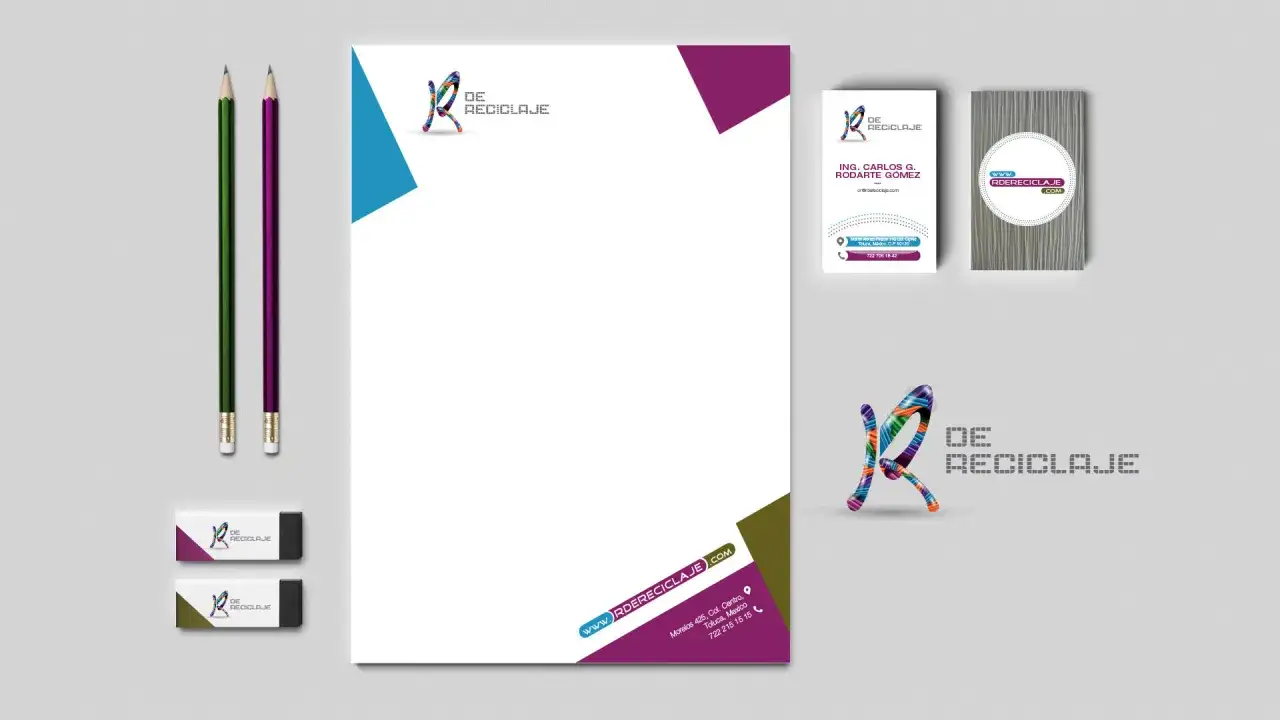 Papeler&iacute;a, tarjetas de presentaci&oacute;n y l&aacute;pices con el logo 