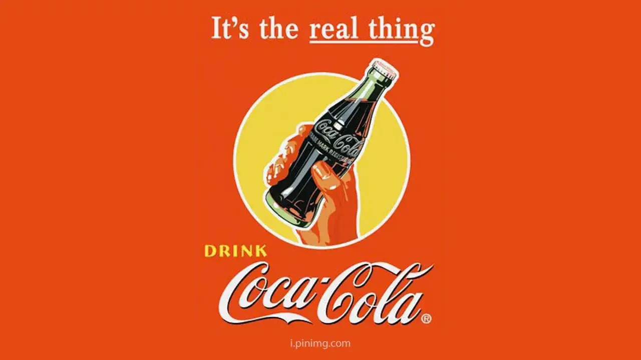 Un anuncio clásico de Coca-Cola, mostrando una mano sosteniendo una botella. Un ejemplo de trucos publicitarios que perduran.