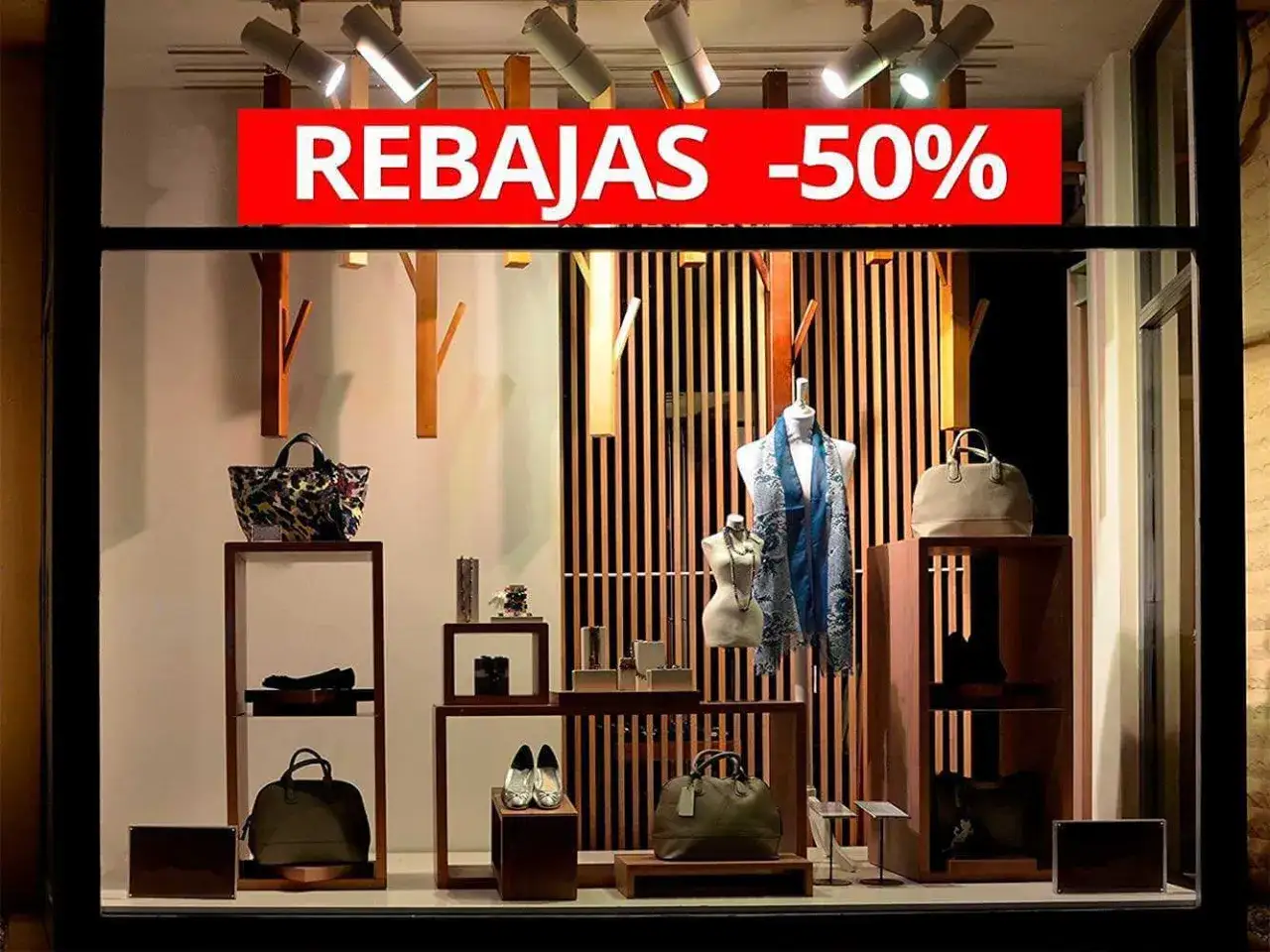 Escaparate con 