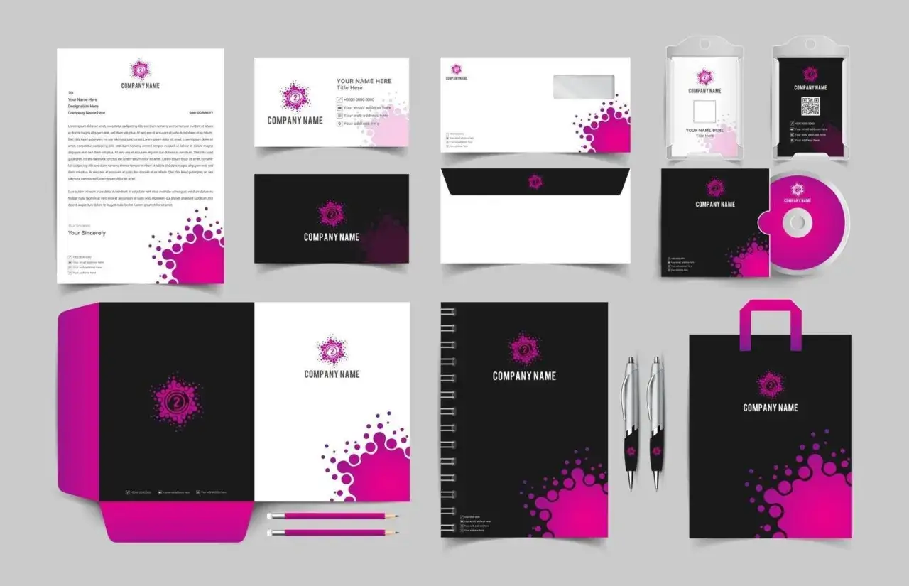 Conjunto de papeler&iacute;a corporativa con dise&ntilde;o moderno y vibrante, ideal para crear postales para imprimir y fortalecer tu marca.